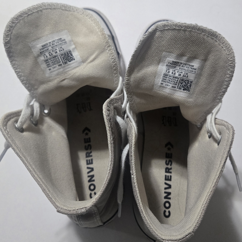 Converse Canvas High-Tops in Cream and White - Picture 6 of 8